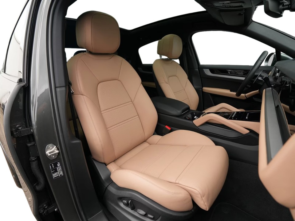 Porsche Cayenne Coupe E-Hybrid - foto 15