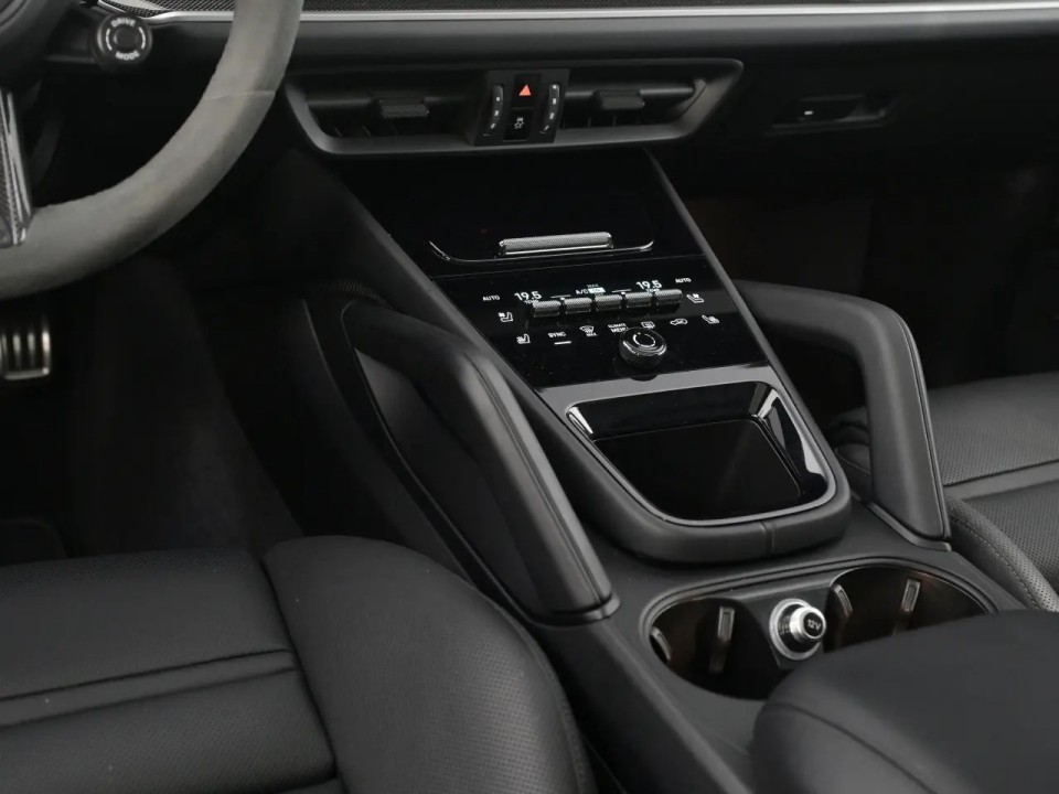 Porsche Cayenne Coupe S E-Hybrid - foto 13