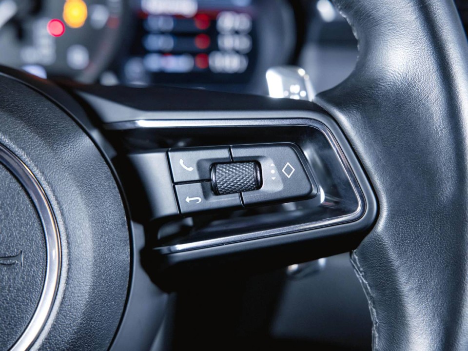 Porsche Macan - foto 17