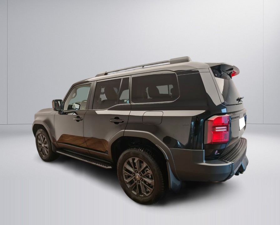 Toyota Land Cruiser 250 Executive (4)
