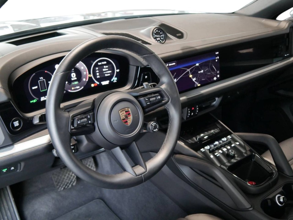 Porsche Cayenne Coupe E-Hybrid - foto 9