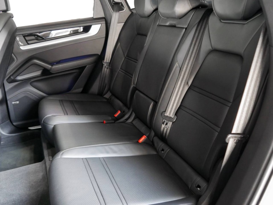 Porsche Cayenne Coupe E-Hybrid - foto 11