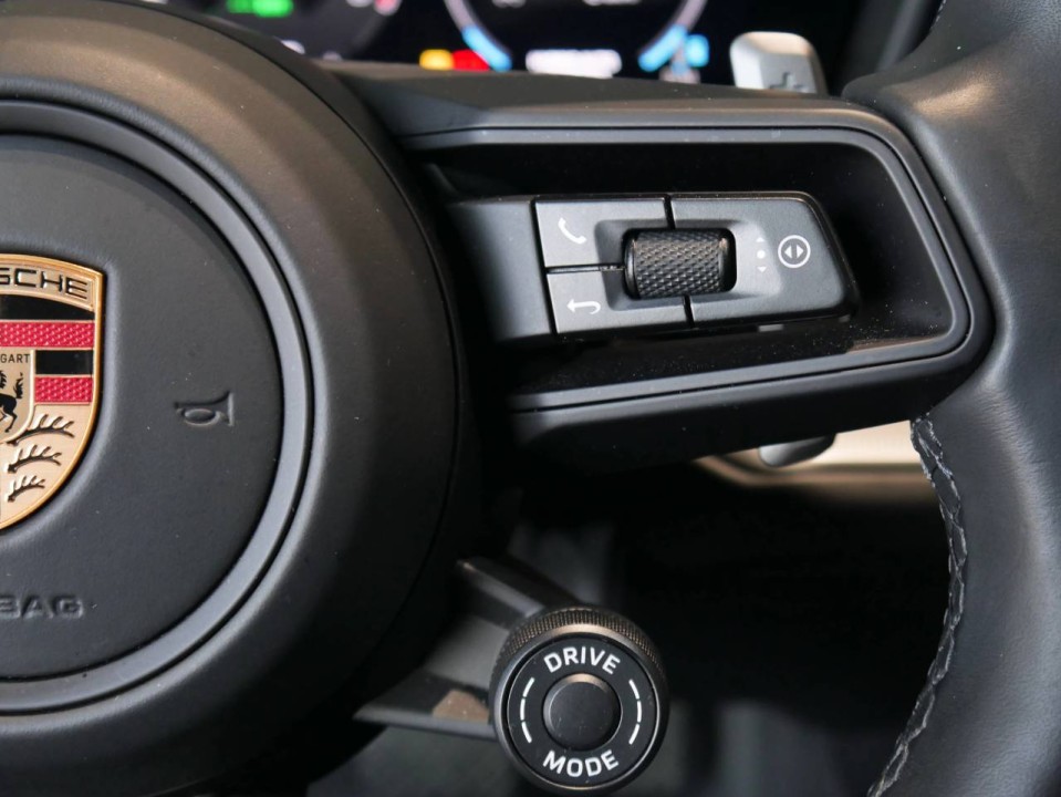 Porsche Cayenne Coupe E-Hybrid - foto 16