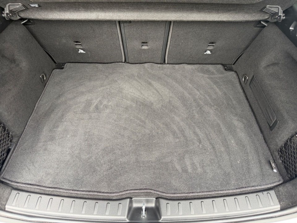 Mercedes-Benz GLA AMG 35 4MATIC - foto 19