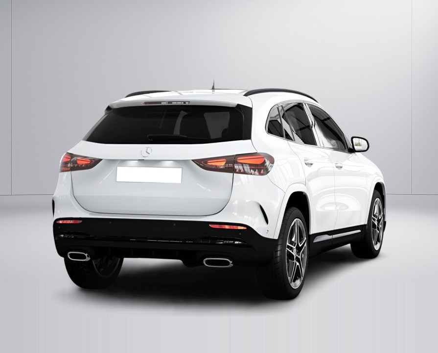 Mercedes-Benz GLA 200 AMG Line (4)