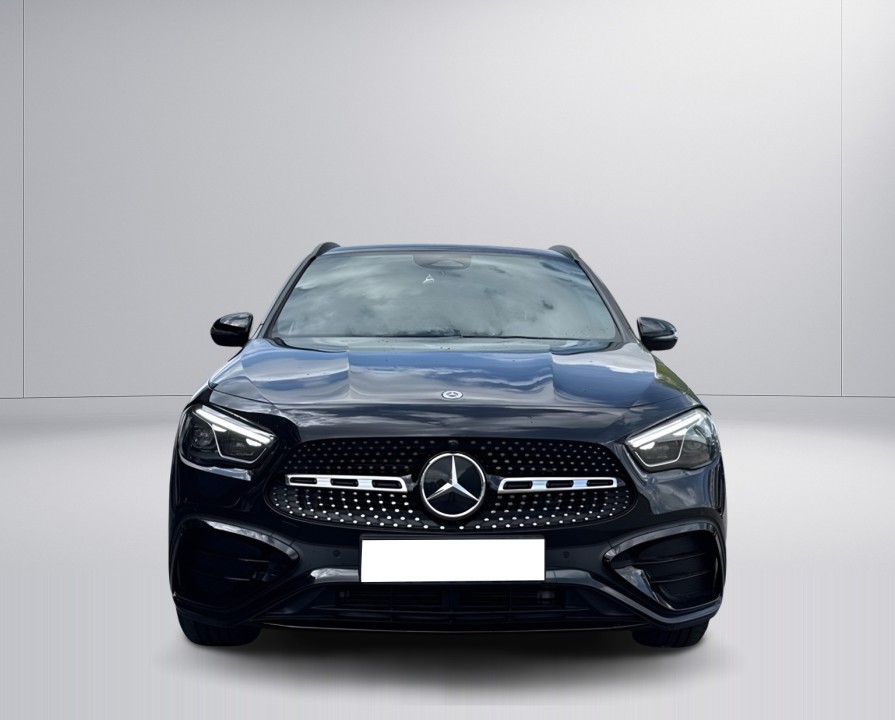 Mercedes-Benz GLA 200d AMG Line (2)