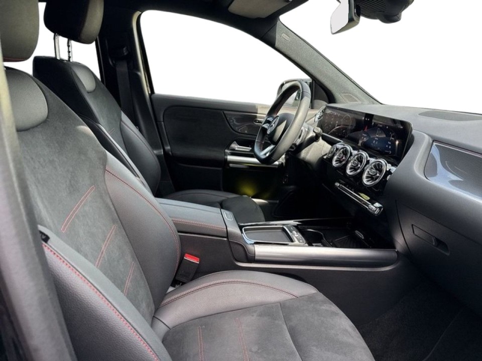 Mercedes-Benz GLA 200d AMG Line - foto 10