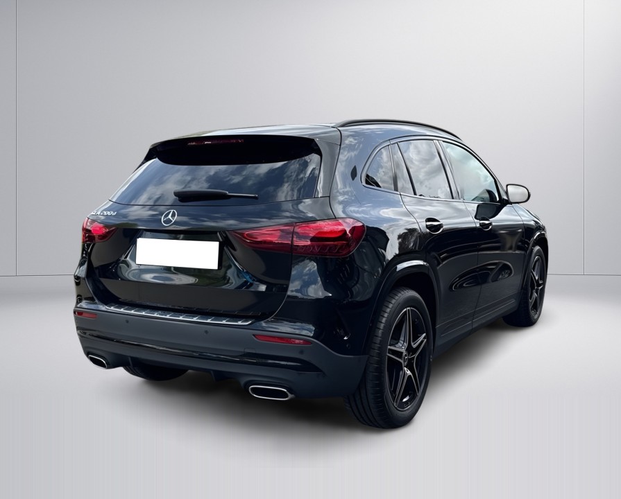 Mercedes-Benz GLA 200d AMG Line (4)