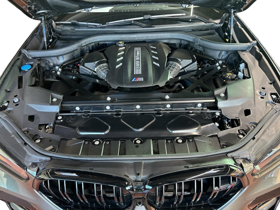 BMW X6 M Competition - foto 12