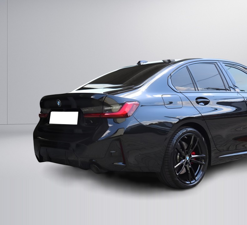 BMW Seria 3 330i xDrive M-Sport - foto 16