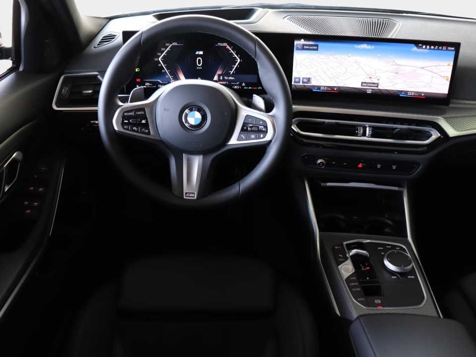 BMW Seria 3 330i xDrive M-Sport - foto 7