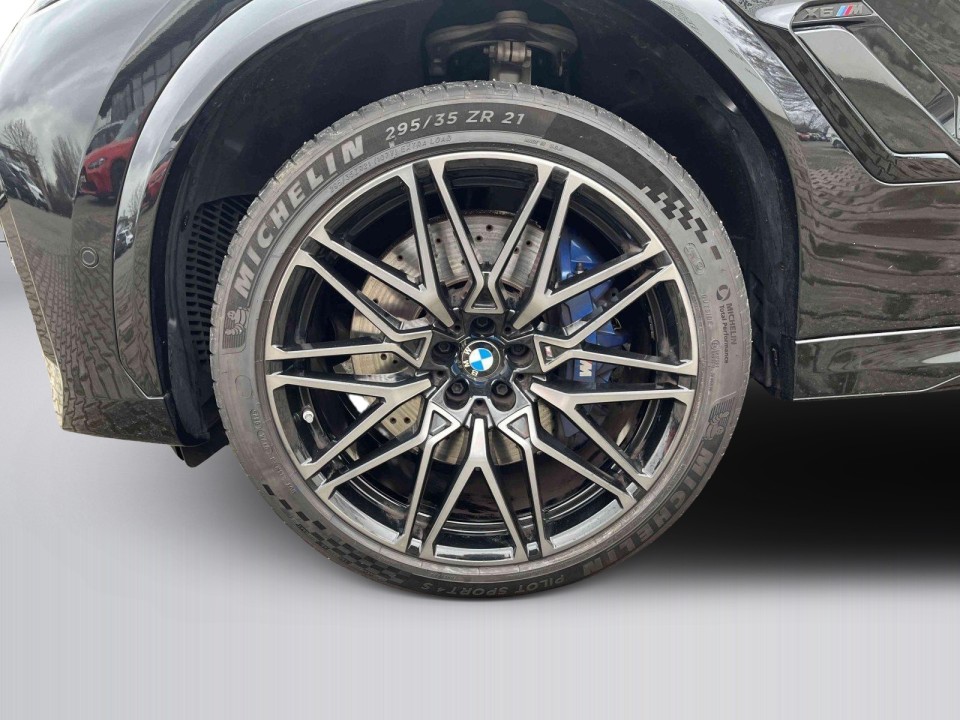 BMW X6 M Competition - foto 18