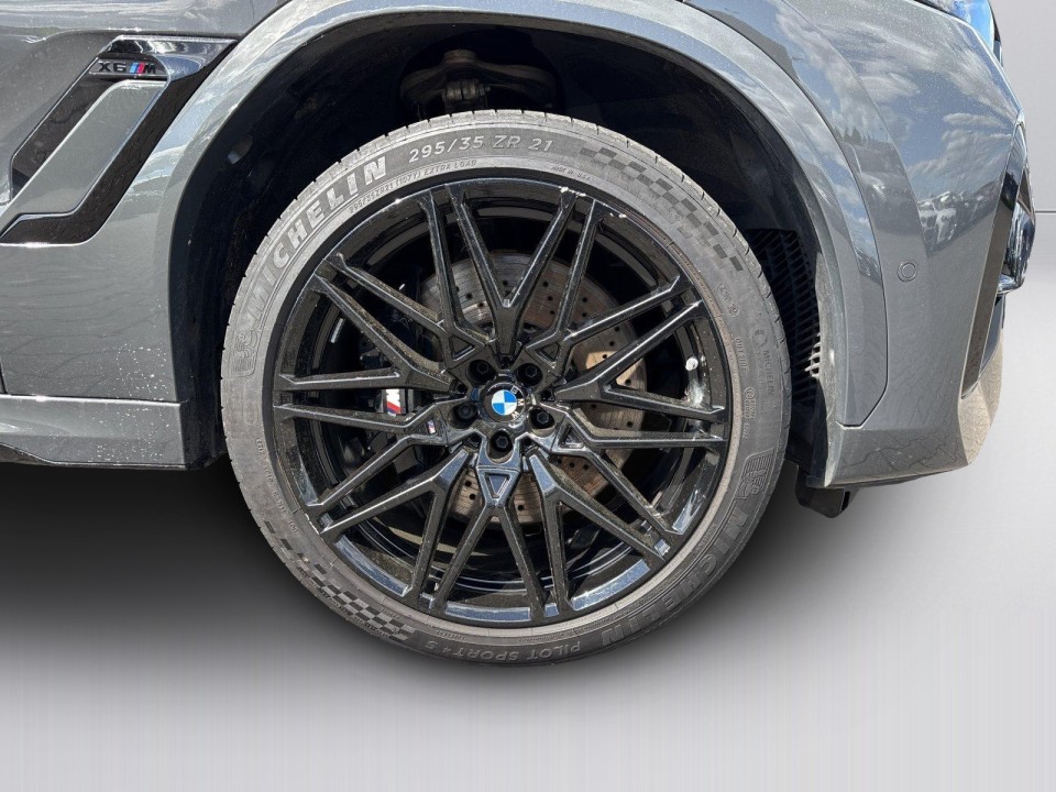 BMW X6 M Competition - foto 14