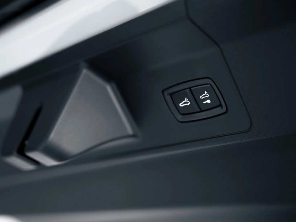 Porsche Panamera 4 E-Hybrid - foto 15