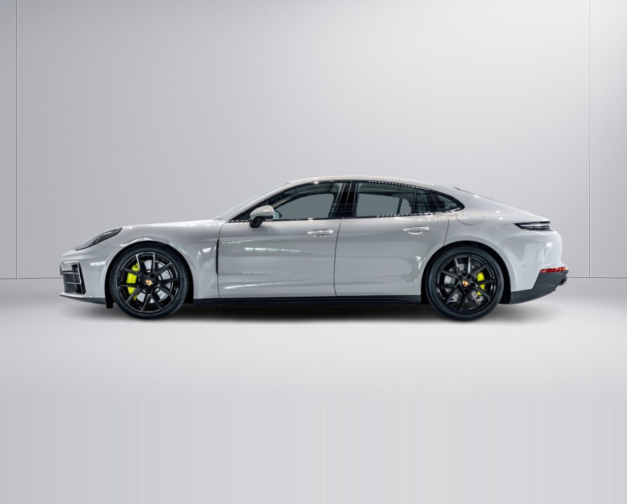 Porsche Panamera 4 E-Hybrid (3)