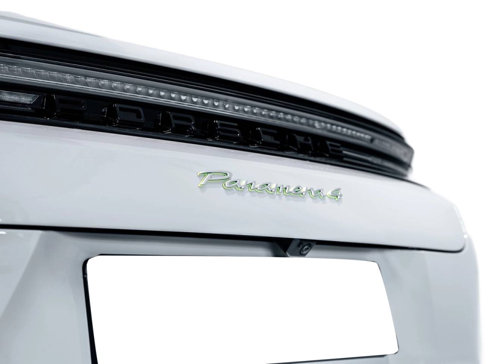 Porsche Panamera 4 E-Hybrid - foto 28