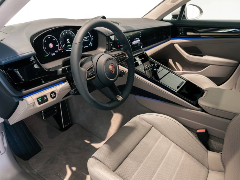Porsche Panamera 4 E-Hybrid - foto 6