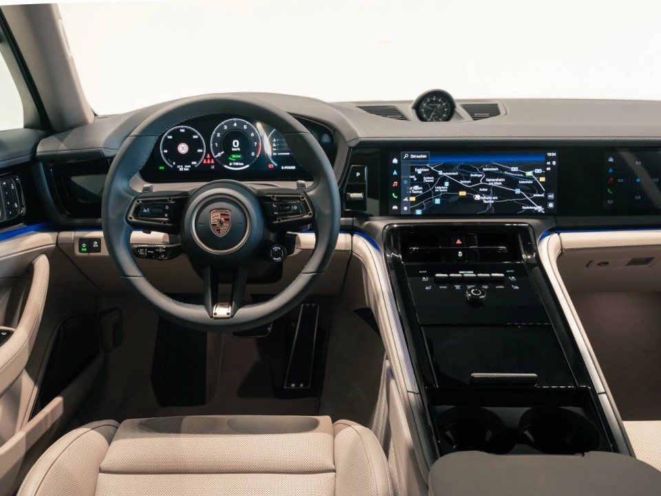 Porsche Panamera 4 E-Hybrid - foto 10