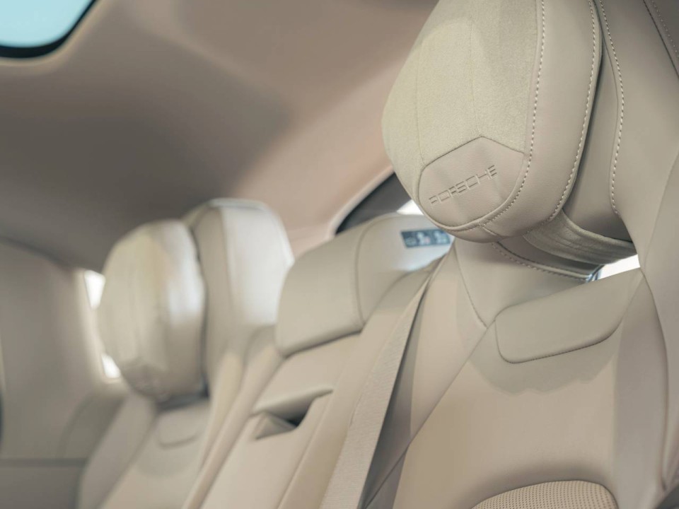 Porsche Panamera 4 E-Hybrid - foto 14