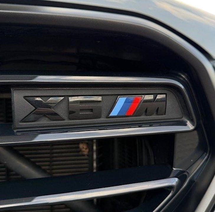 BMW X6 M Competition - foto 23
