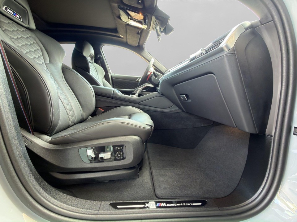 BMW X6 M Competition - foto 12