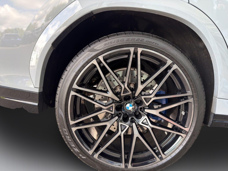 BMW X6 M Competition - foto 27