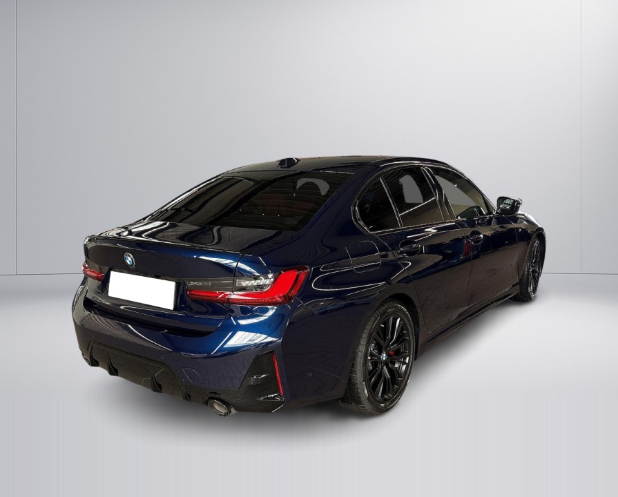 BMW Seria 3 330i xDrive M-Sport (4)