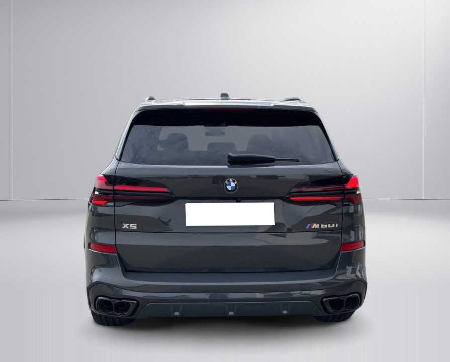 BMW X5 M60i (4)