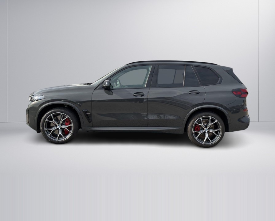 BMW X5 M60i - foto 6