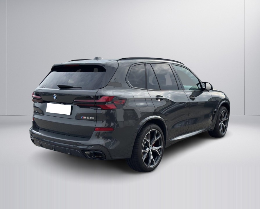 BMW X5 M60i (3)