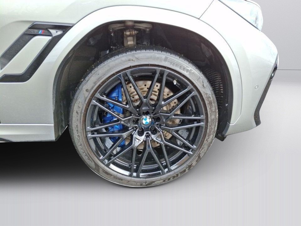 BMW X6 M Competition - foto 11
