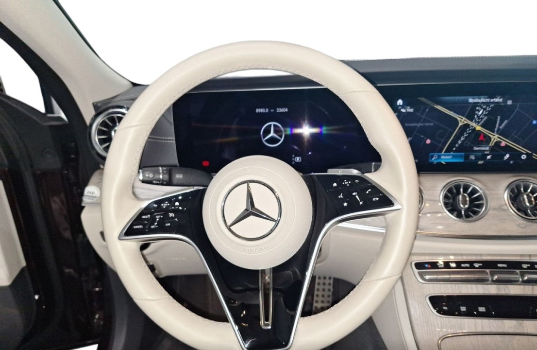 Mercedes-Benz CLS 300d 4MATIC AMG Line - foto 12