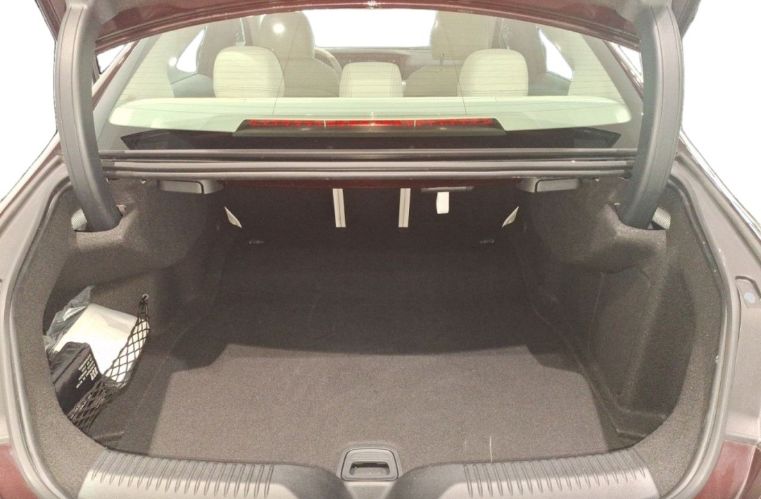 Mercedes-Benz CLS 300d 4MATIC AMG Line - foto 14