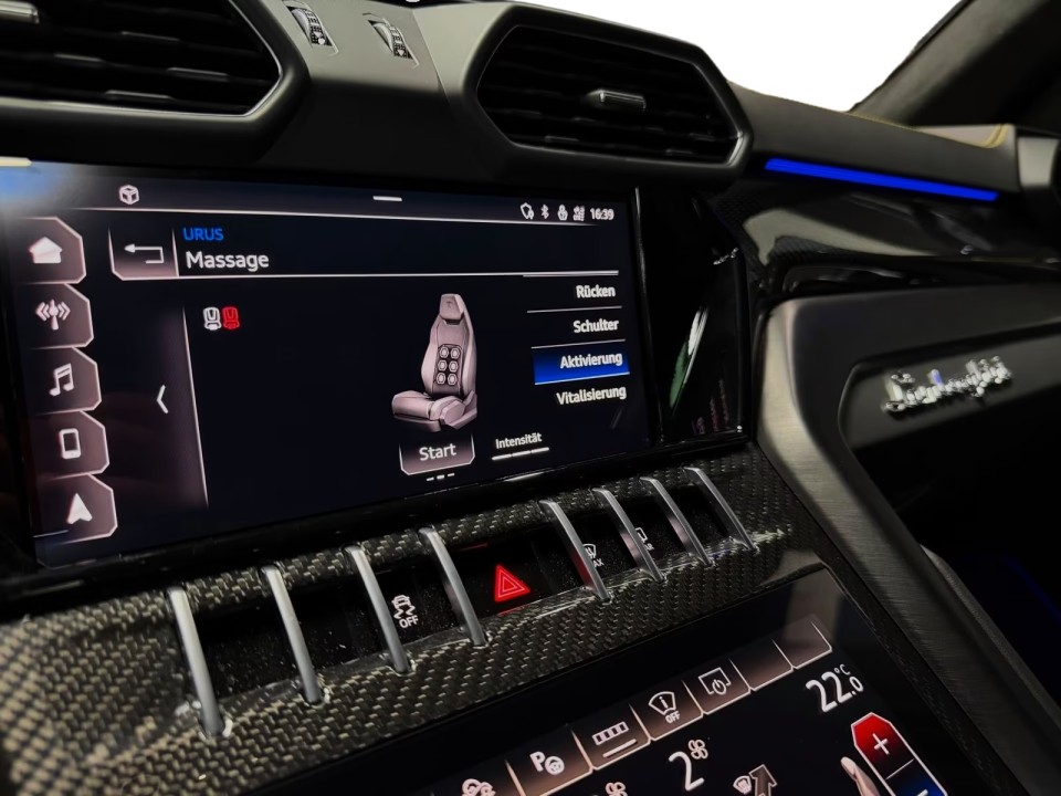 Lamborghini URUS - foto 24