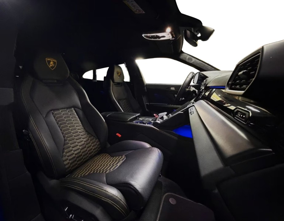 Lamborghini URUS - foto 10
