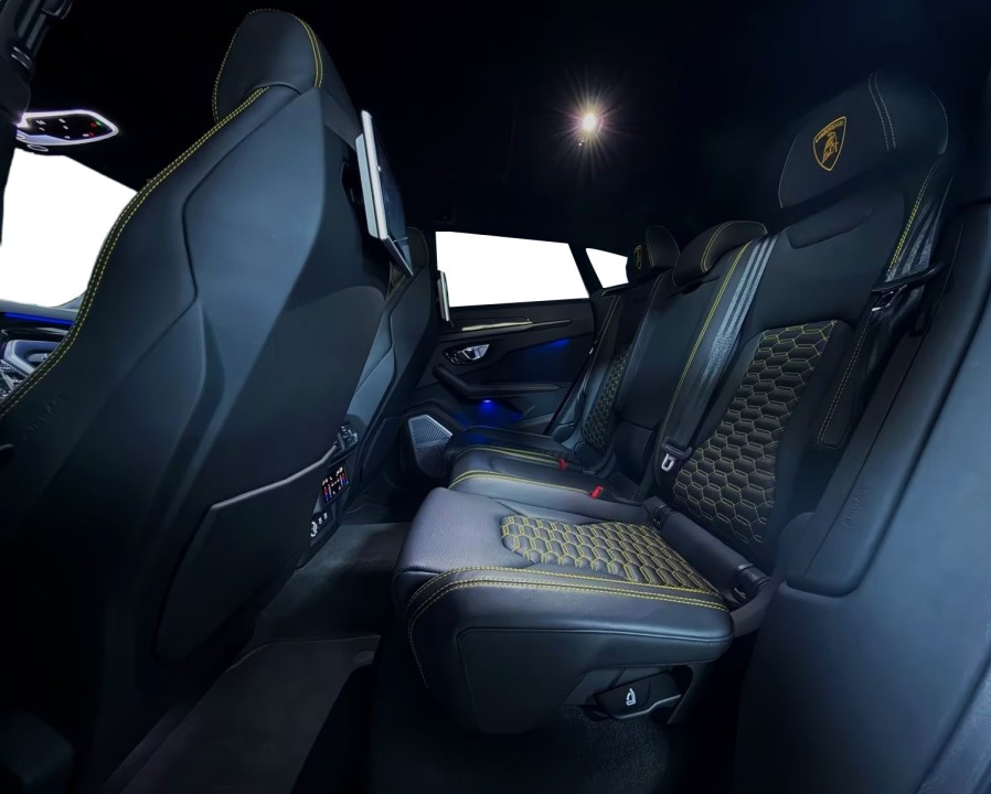 Lamborghini URUS - foto 8