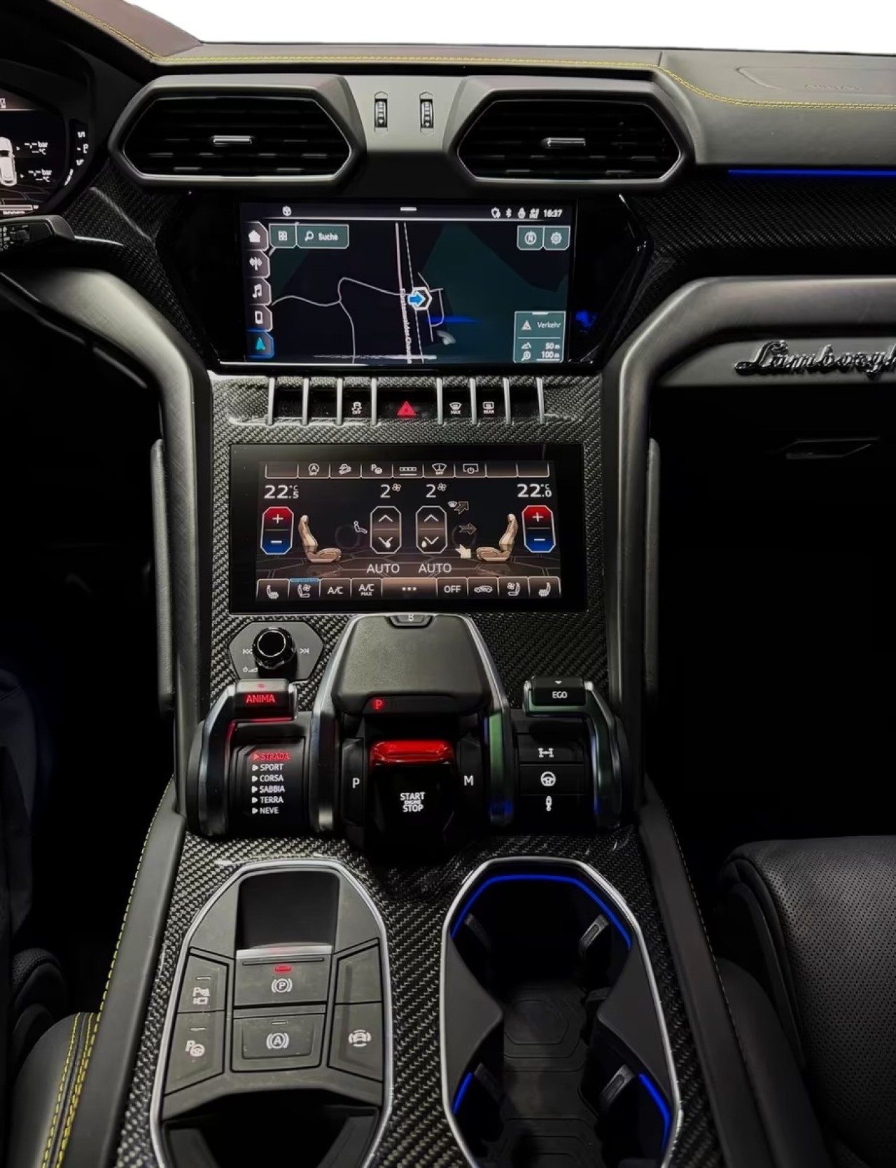 Lamborghini URUS - foto 27