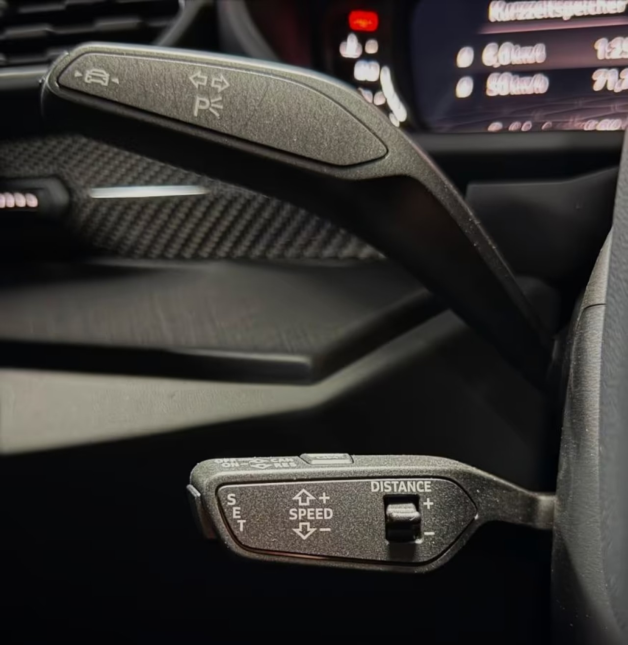 Lamborghini URUS - foto 17