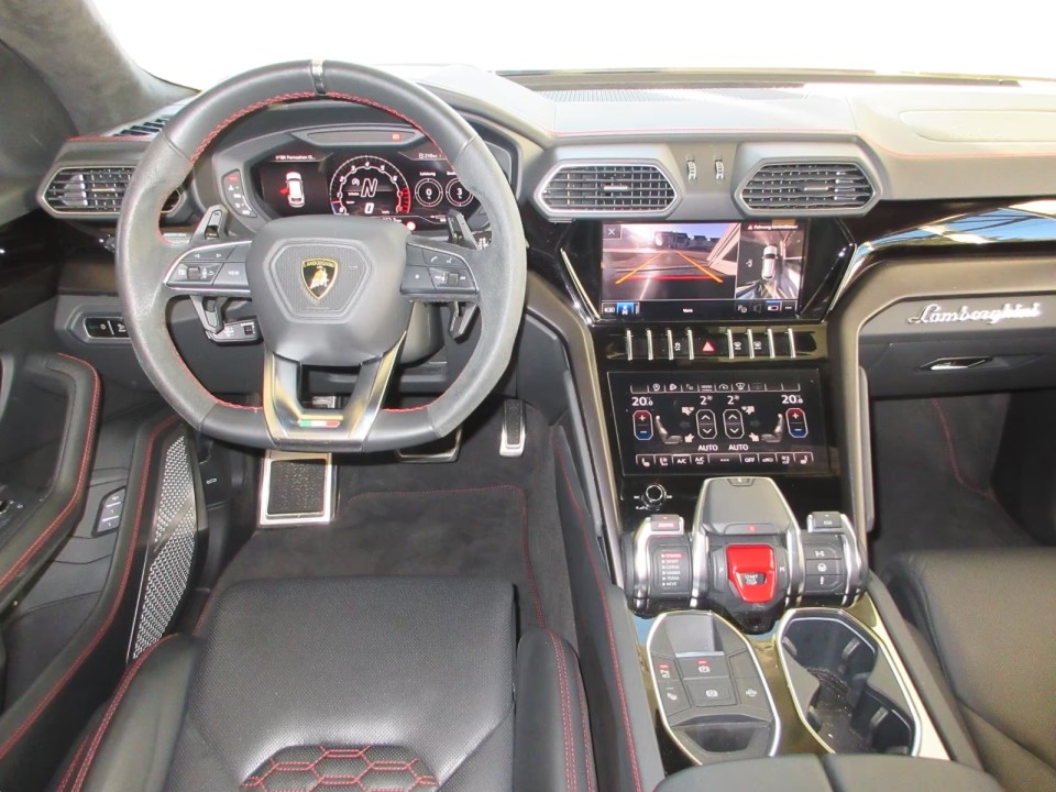 Lamborghini URUS - foto 10