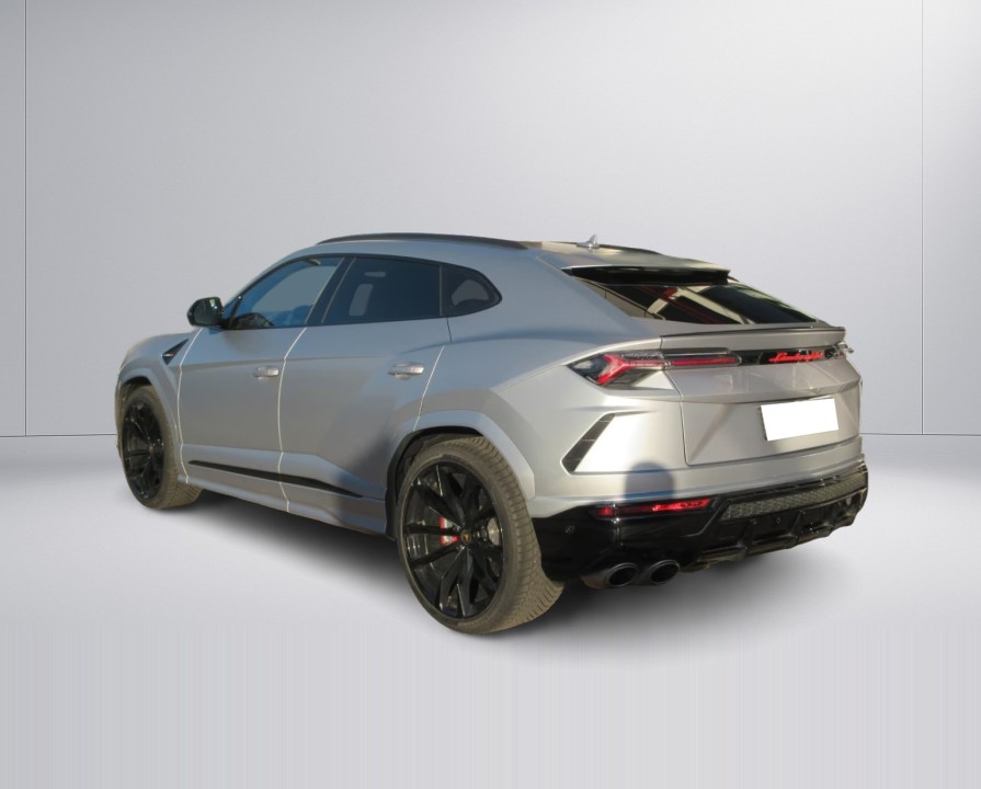 Lamborghini URUS (4)