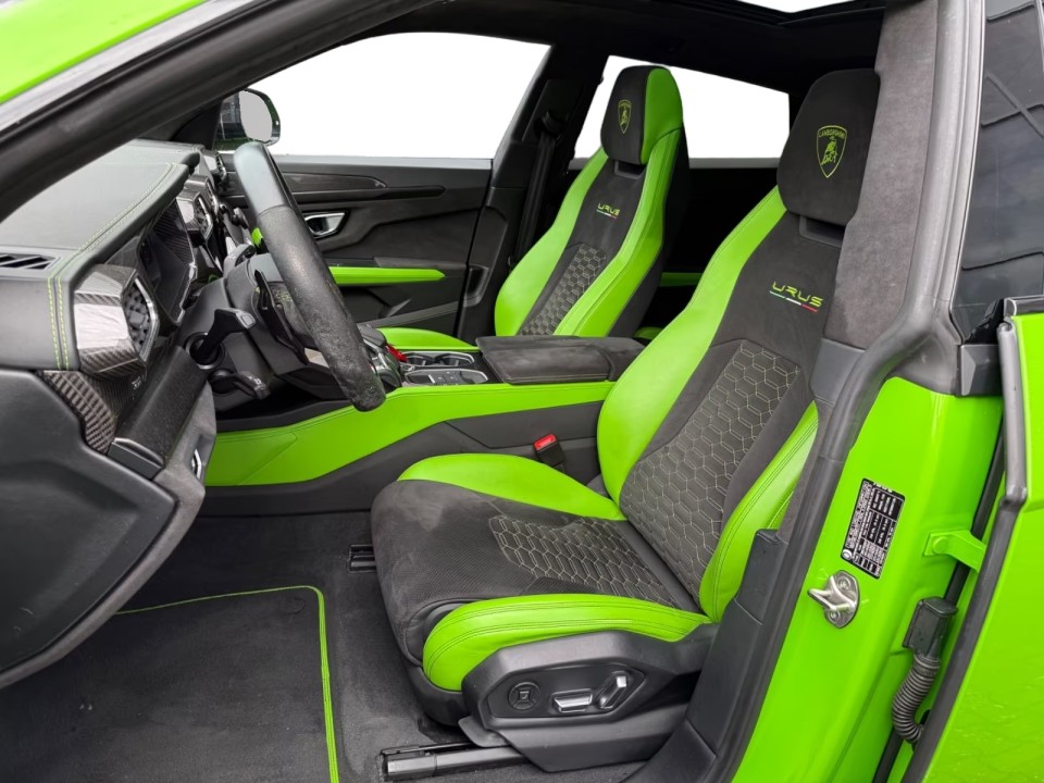 Lamborghini URUS - foto 9