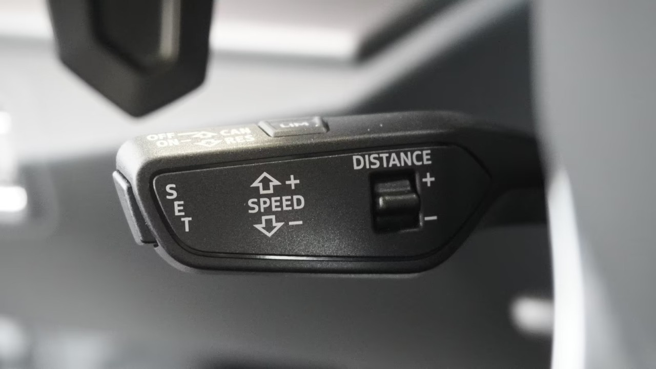 Lamborghini URUS - foto 12