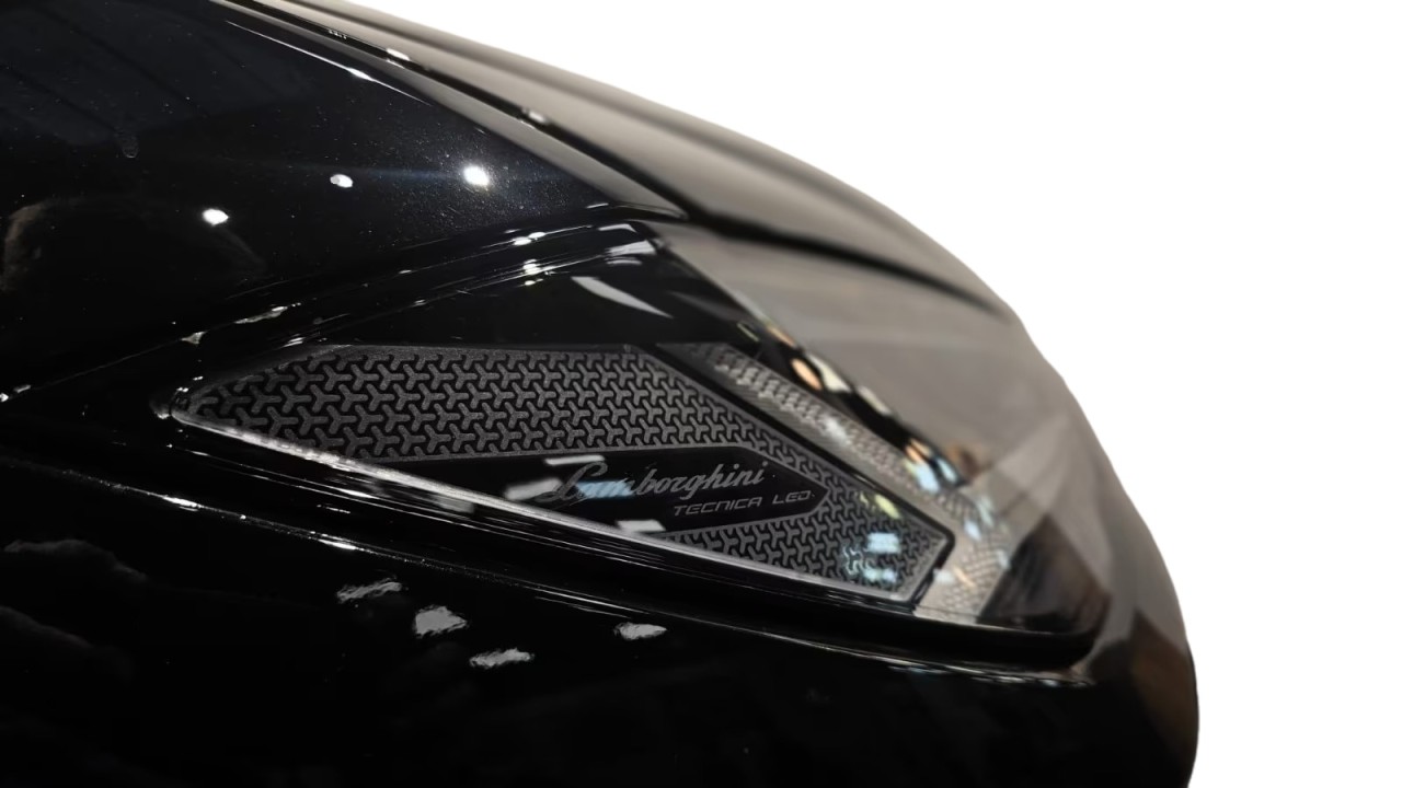 Lamborghini URUS - foto 20