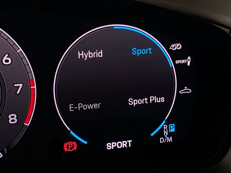 Porsche Panamera 4 E-Hybrid - foto 12