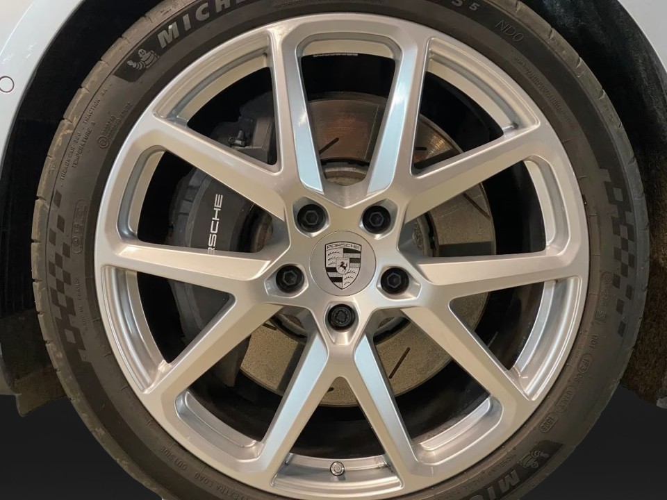 Porsche Panamera 4 E-Hybrid - foto 30