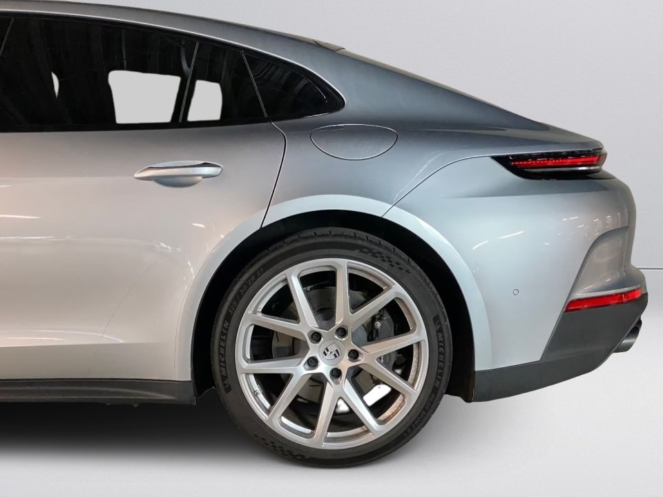 Porsche Panamera 4 E-Hybrid - foto 29