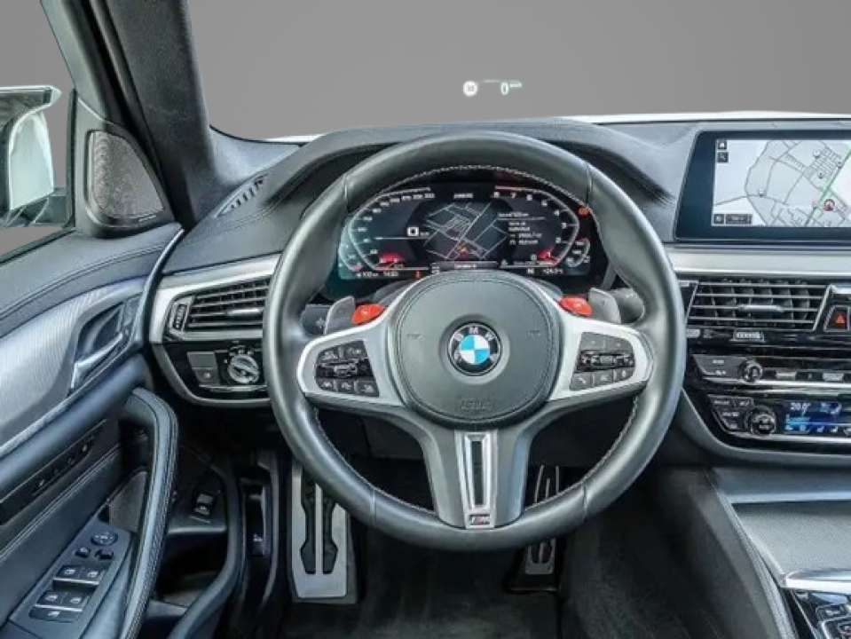 BMW M5 xDrive (4)