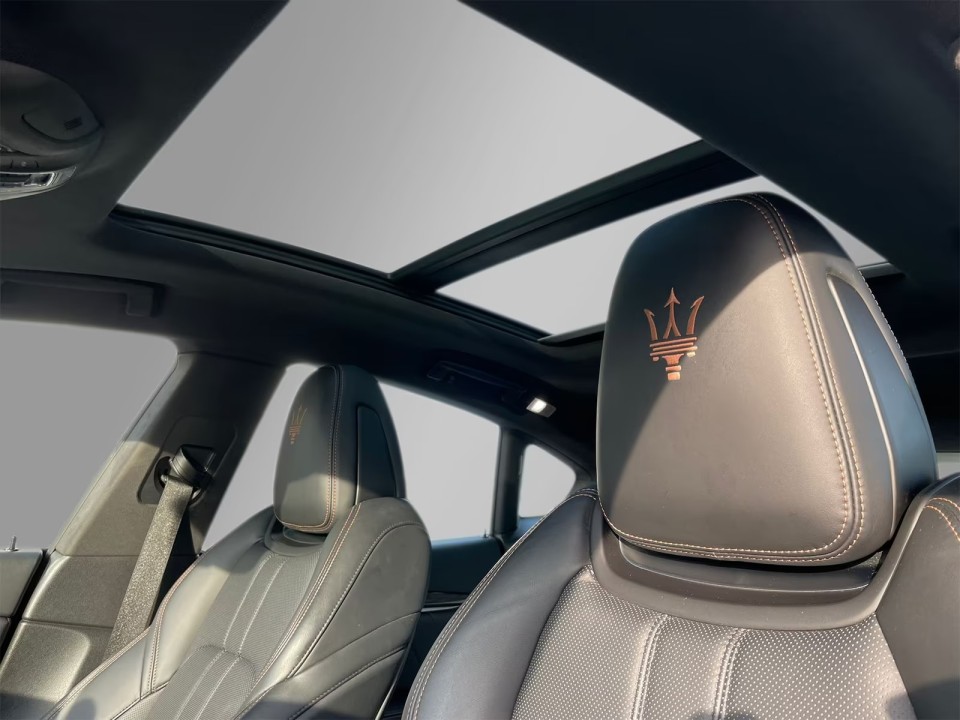 Maserati Levante S - foto 23