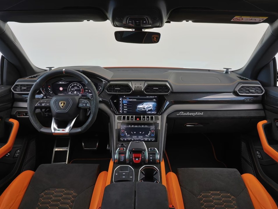 Lamborghini URUS - foto 10