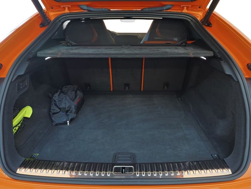 Lamborghini URUS - foto 19